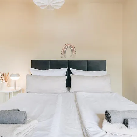 Idyllisch Zentral - Grosses Mit Historischem Flair Und Bergpanorama * Löbau