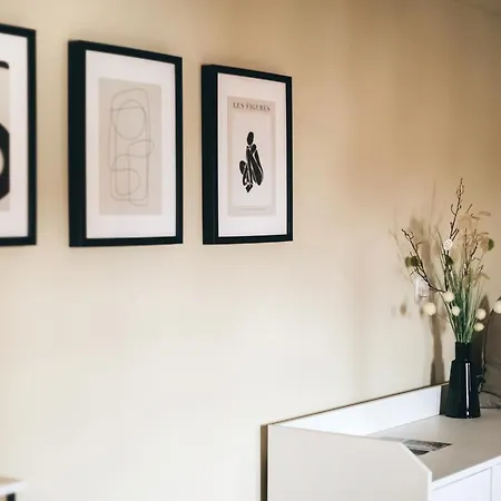 Idyllisch Zentral - Grosses Mit Historischem Flair Und Bergpanorama *